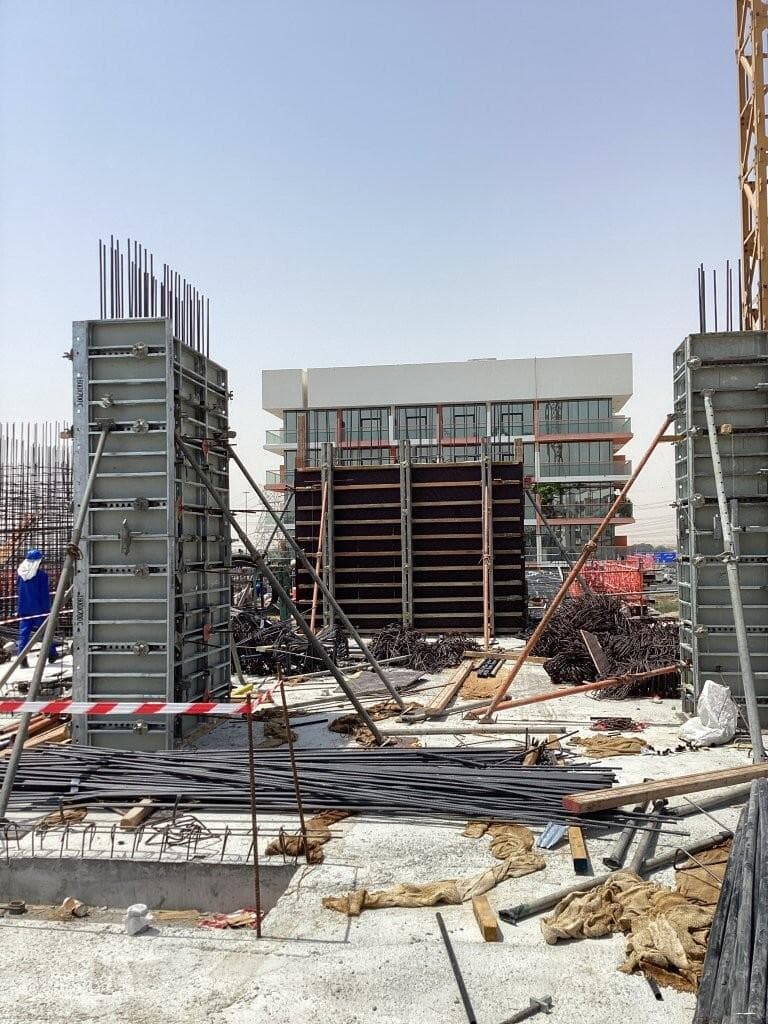 The Corner - Construction
