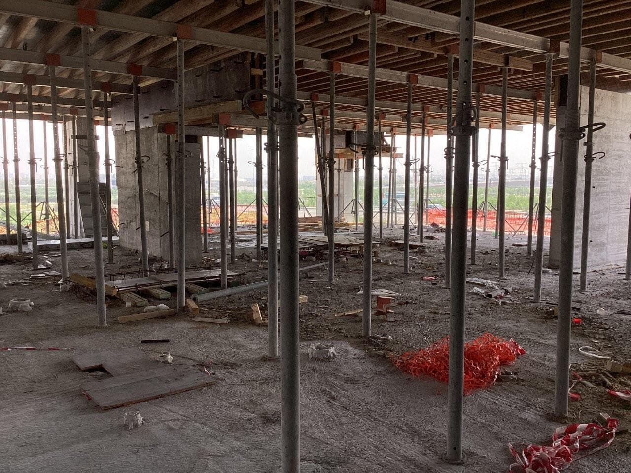 The Corner - Construction