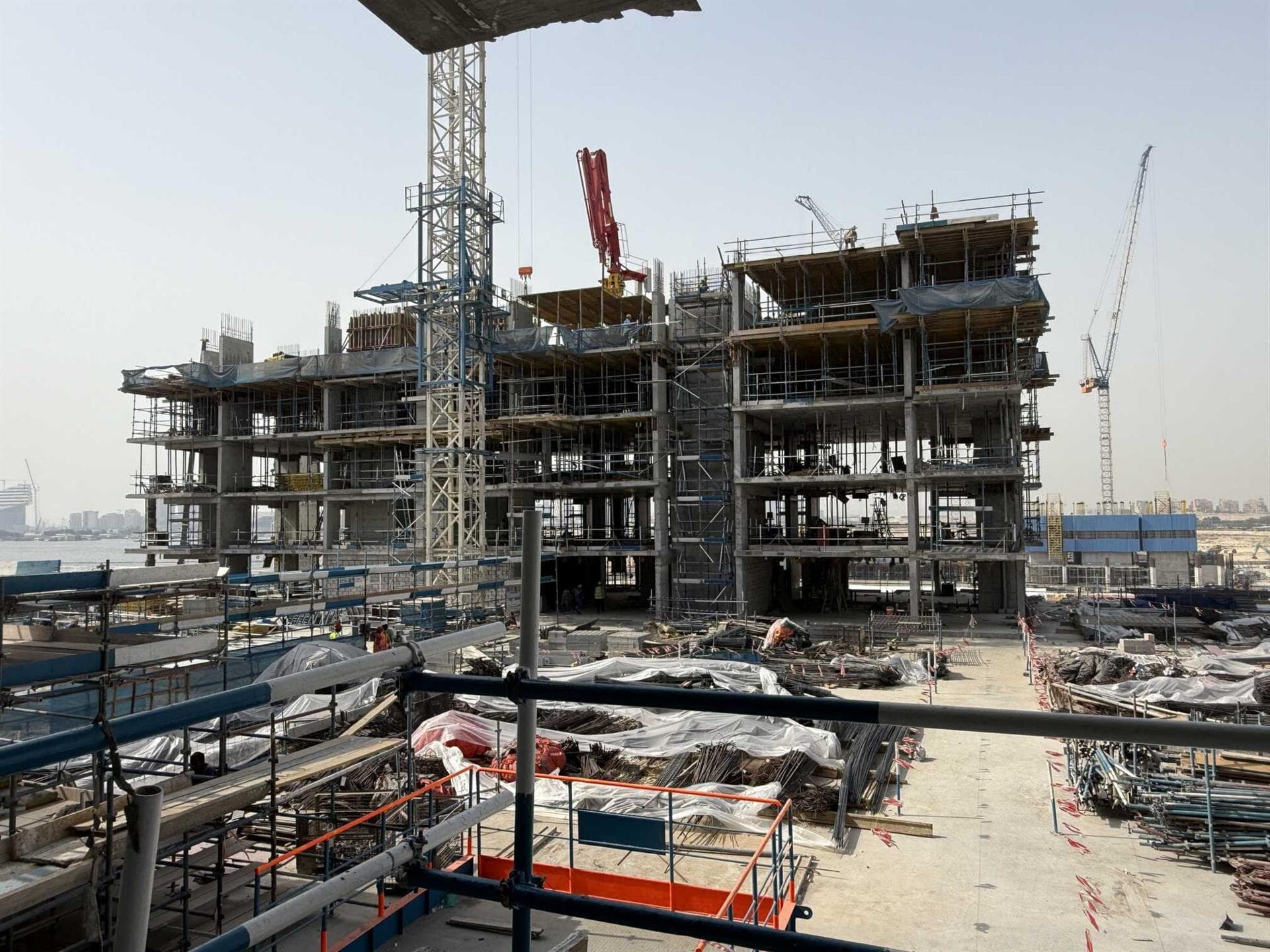 Aeon - Construction