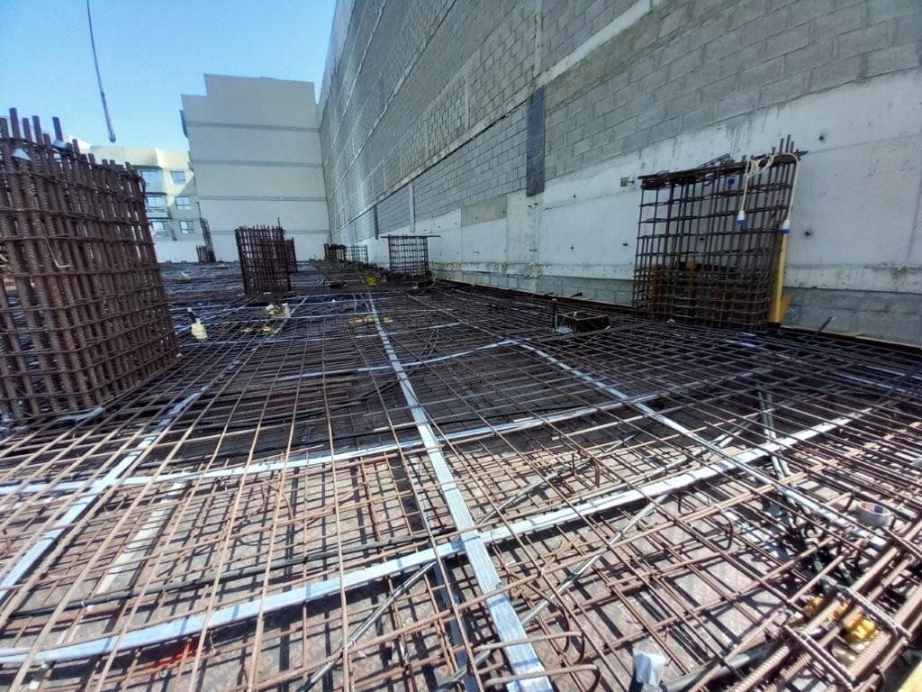 W1NNER - Construction
