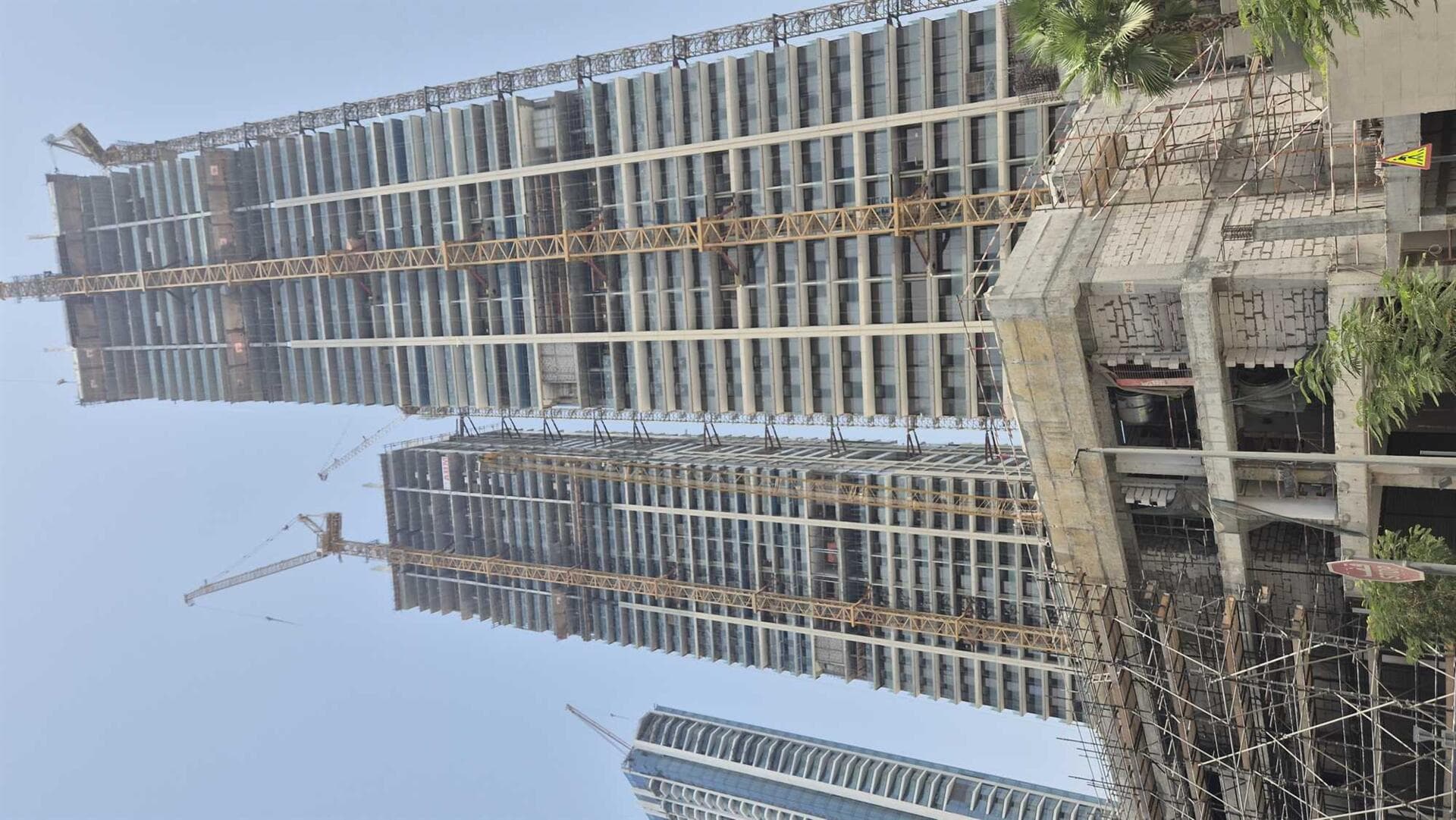Peninsula Four - Construction