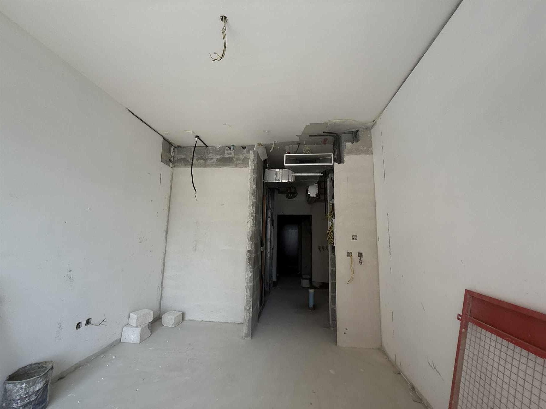Adeba Azizi Residence - Construction