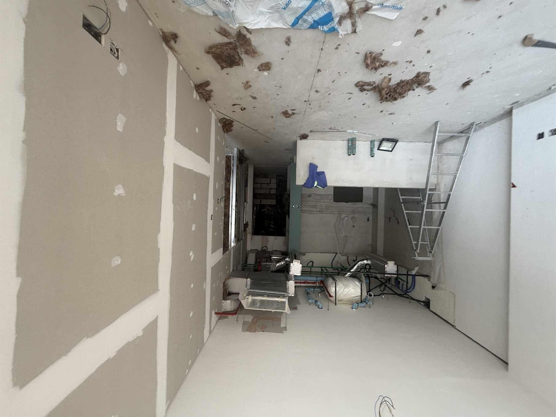 Adeba Azizi Residence - Construction
