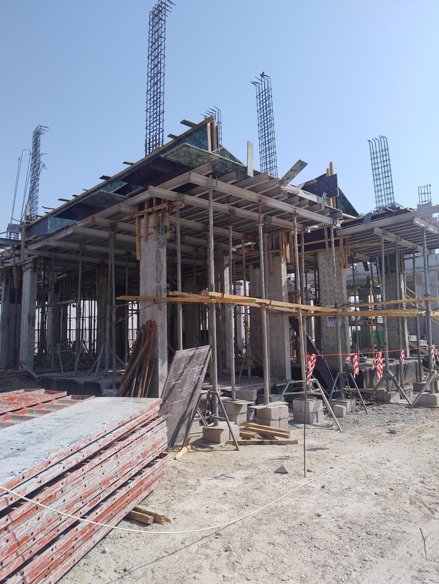 Lua Residences - Construction