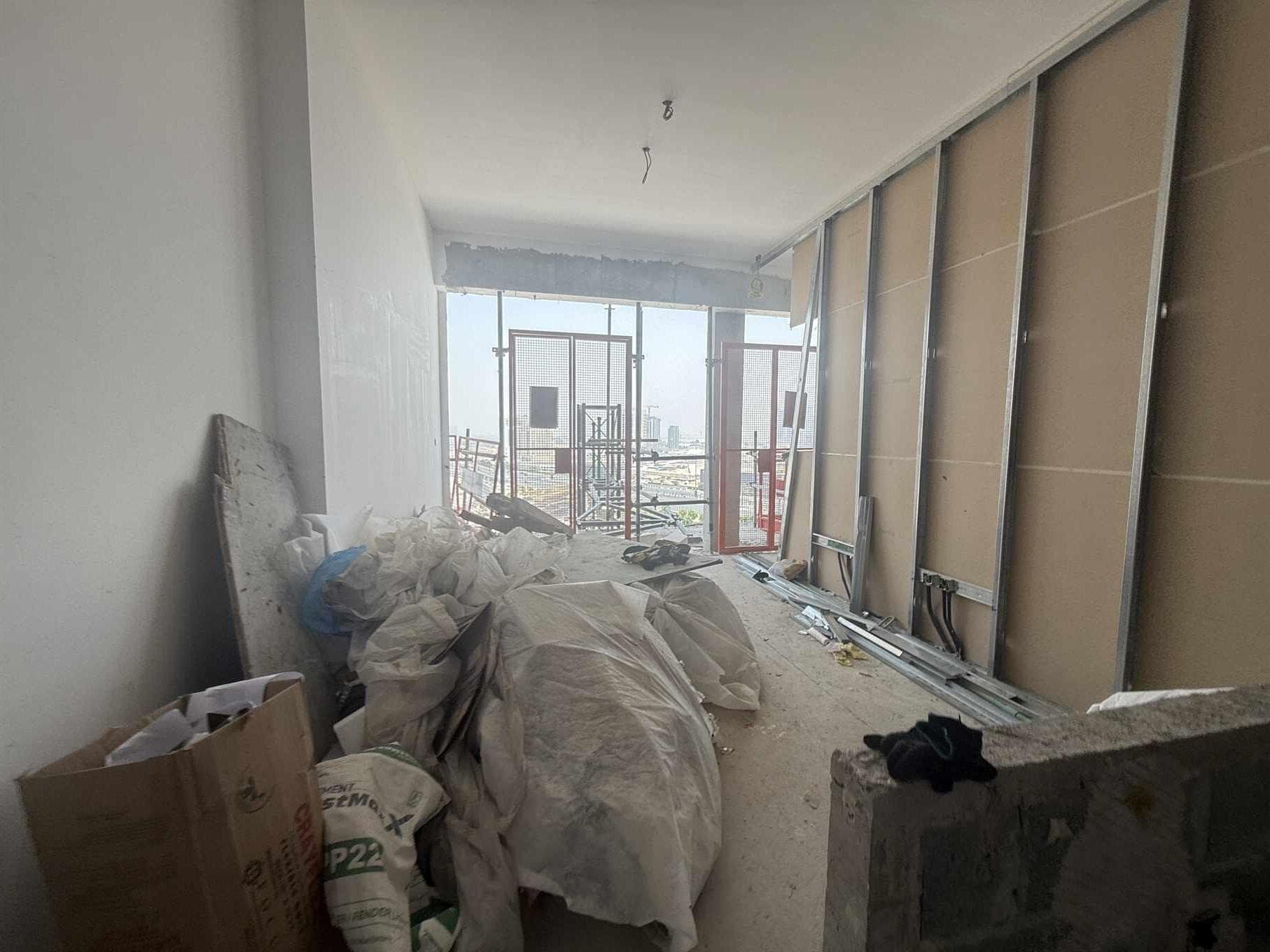 Adeba Azizi Residence - Construction