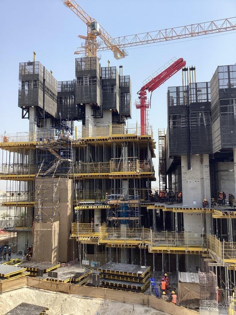 Skyscape Avenue - Construction
