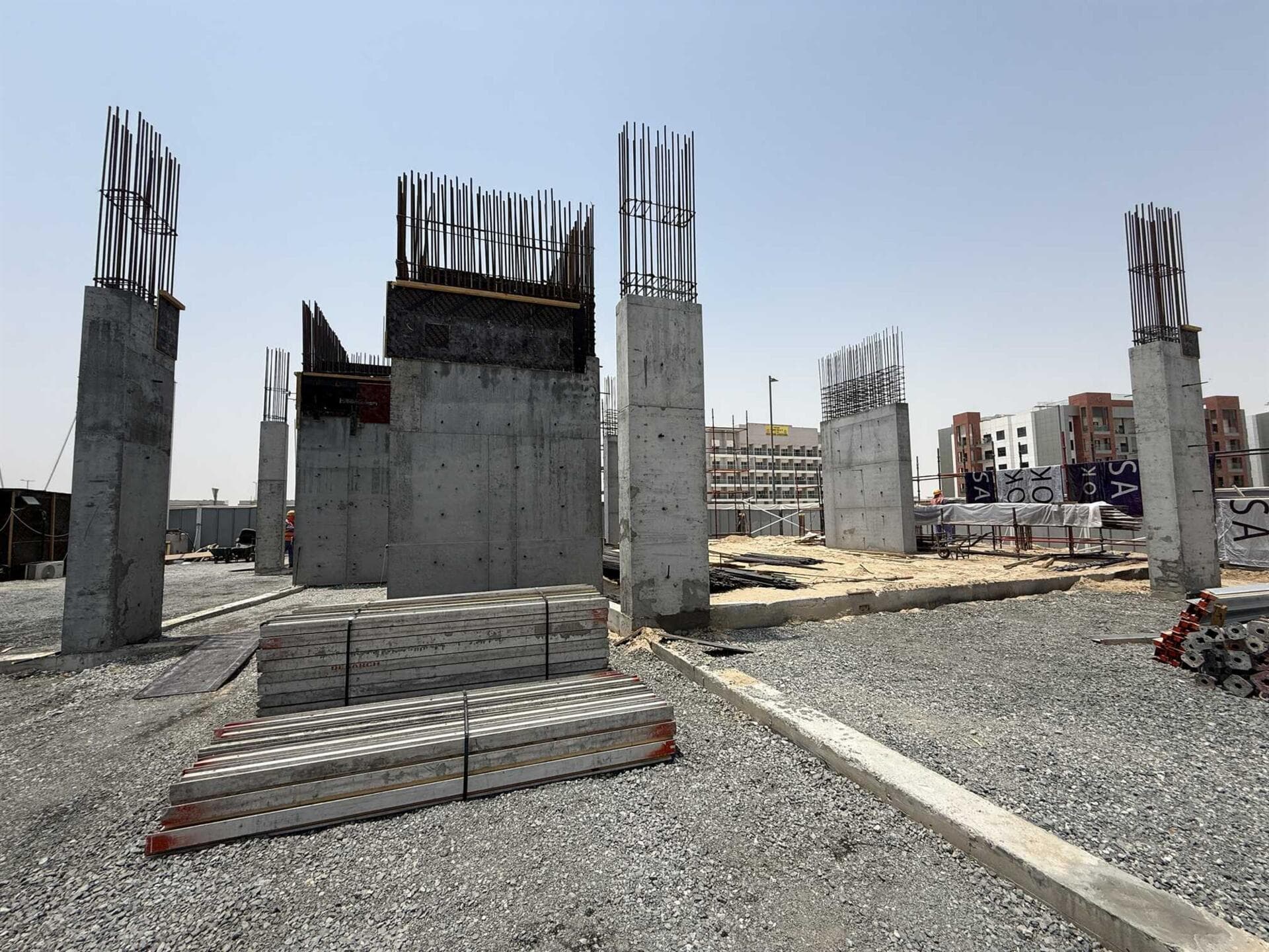 The Eighty Three - Construction
