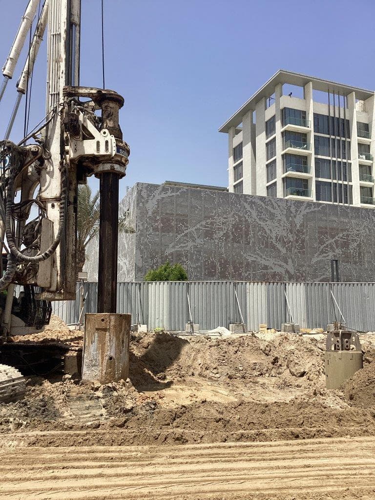 Naya - Construction