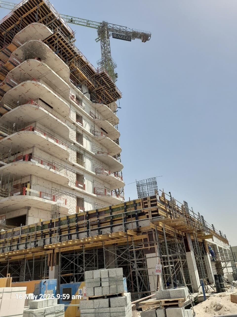 Azizi Riviera 54 - Construction