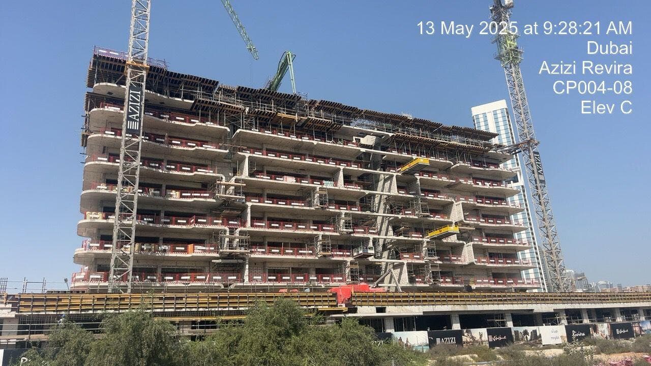 Azizi Riviera 54 - Construction