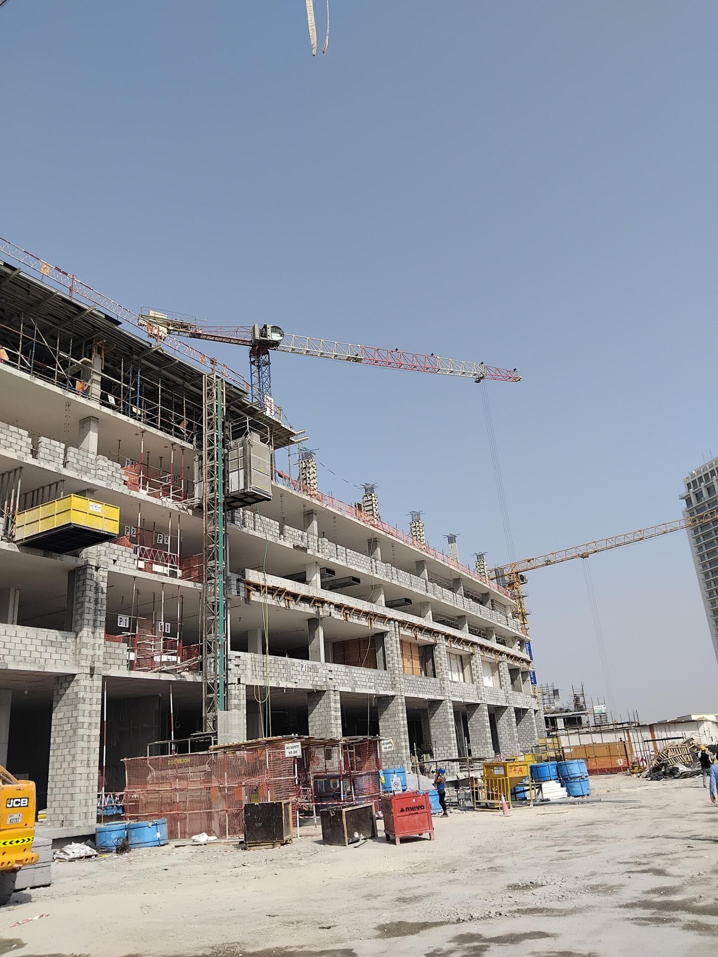 11 Hills Park - Construction