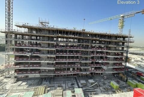 Riviera 68 - Construction