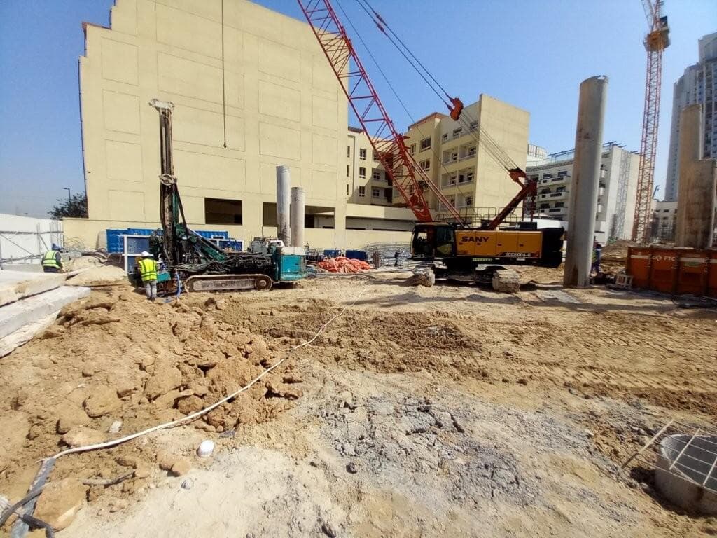 LUM1NAR - Construction