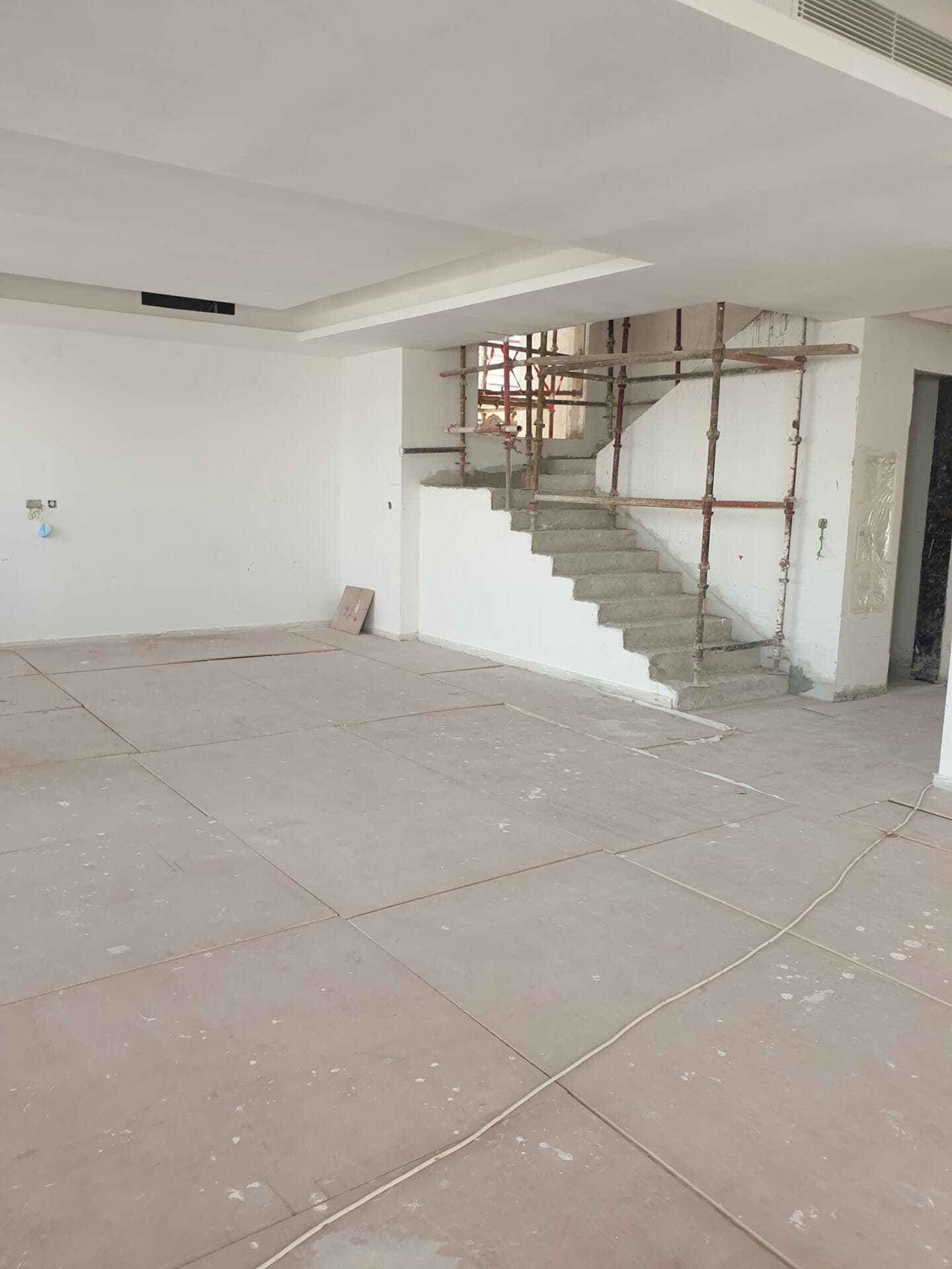 Venice Damac lagoons - Construction
