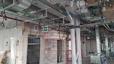 Riviera 68 - Construction