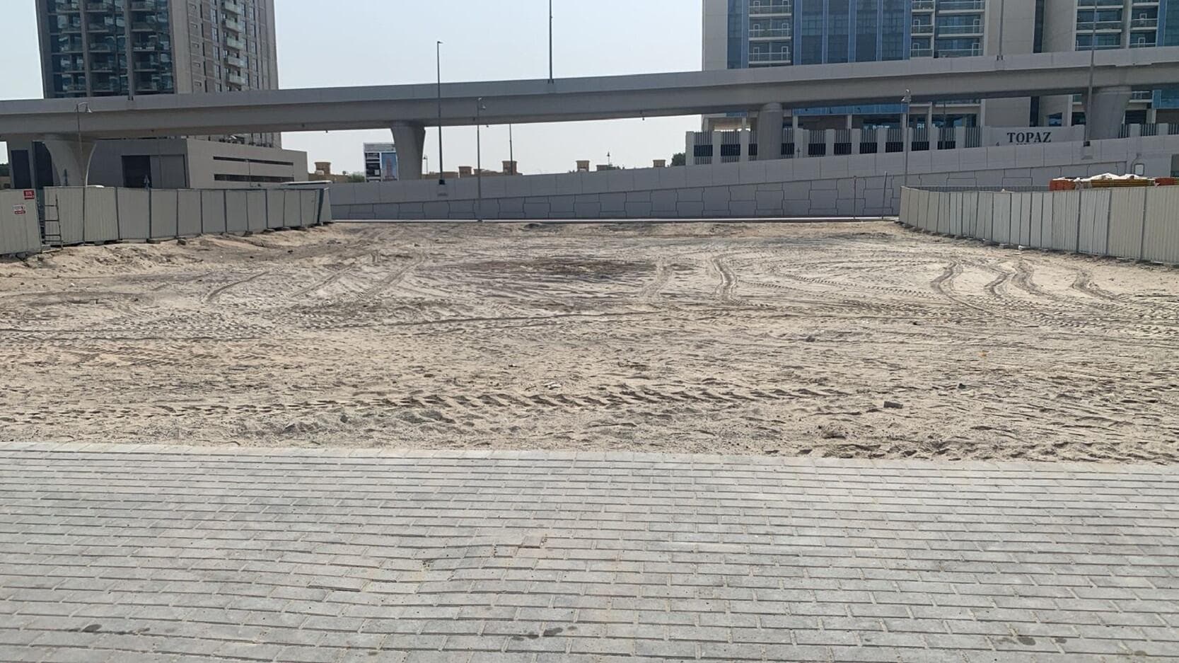 Manam Pearl - Construction