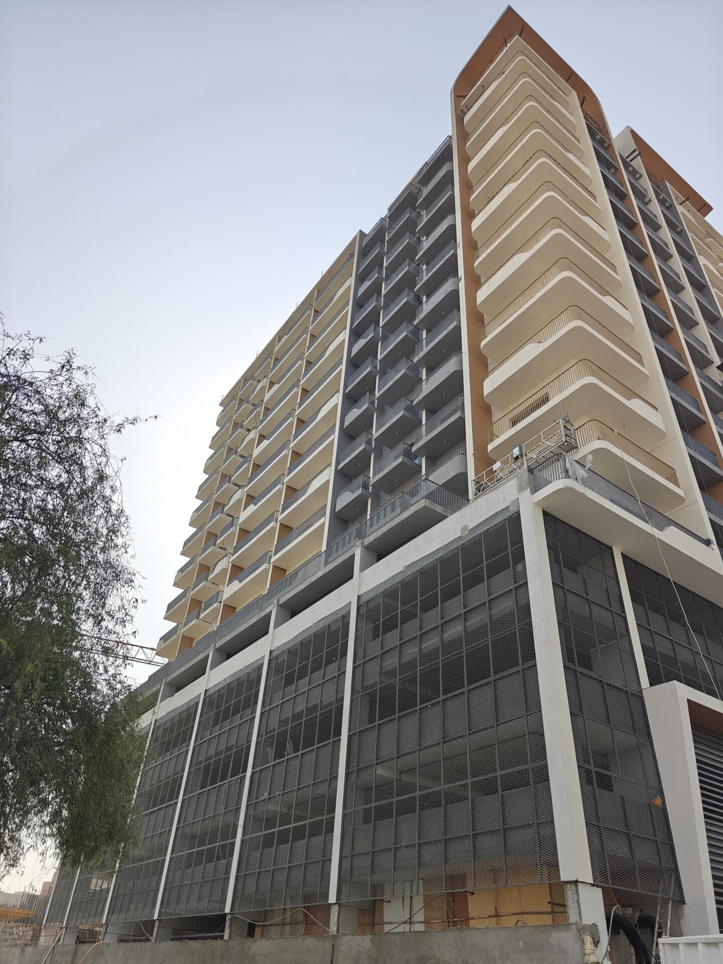 Weybridge Gardens - Construction