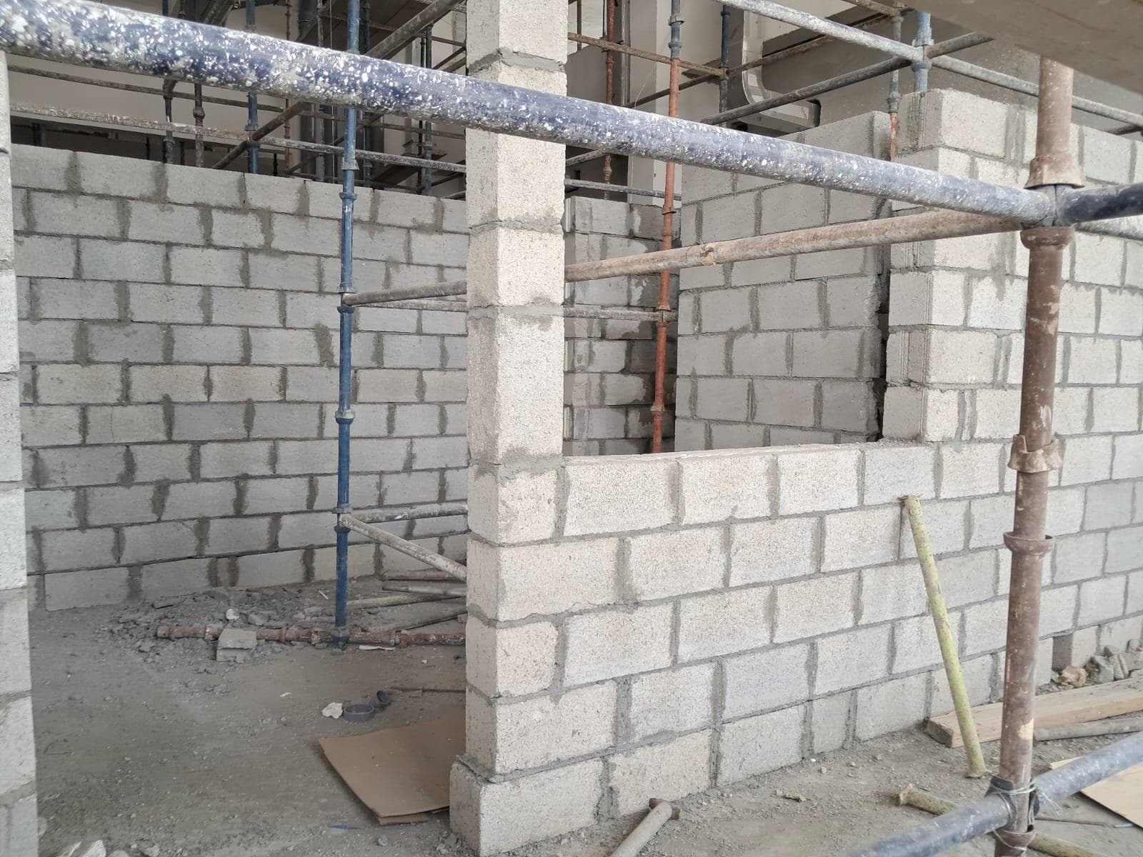 Gardens 2 - Construction