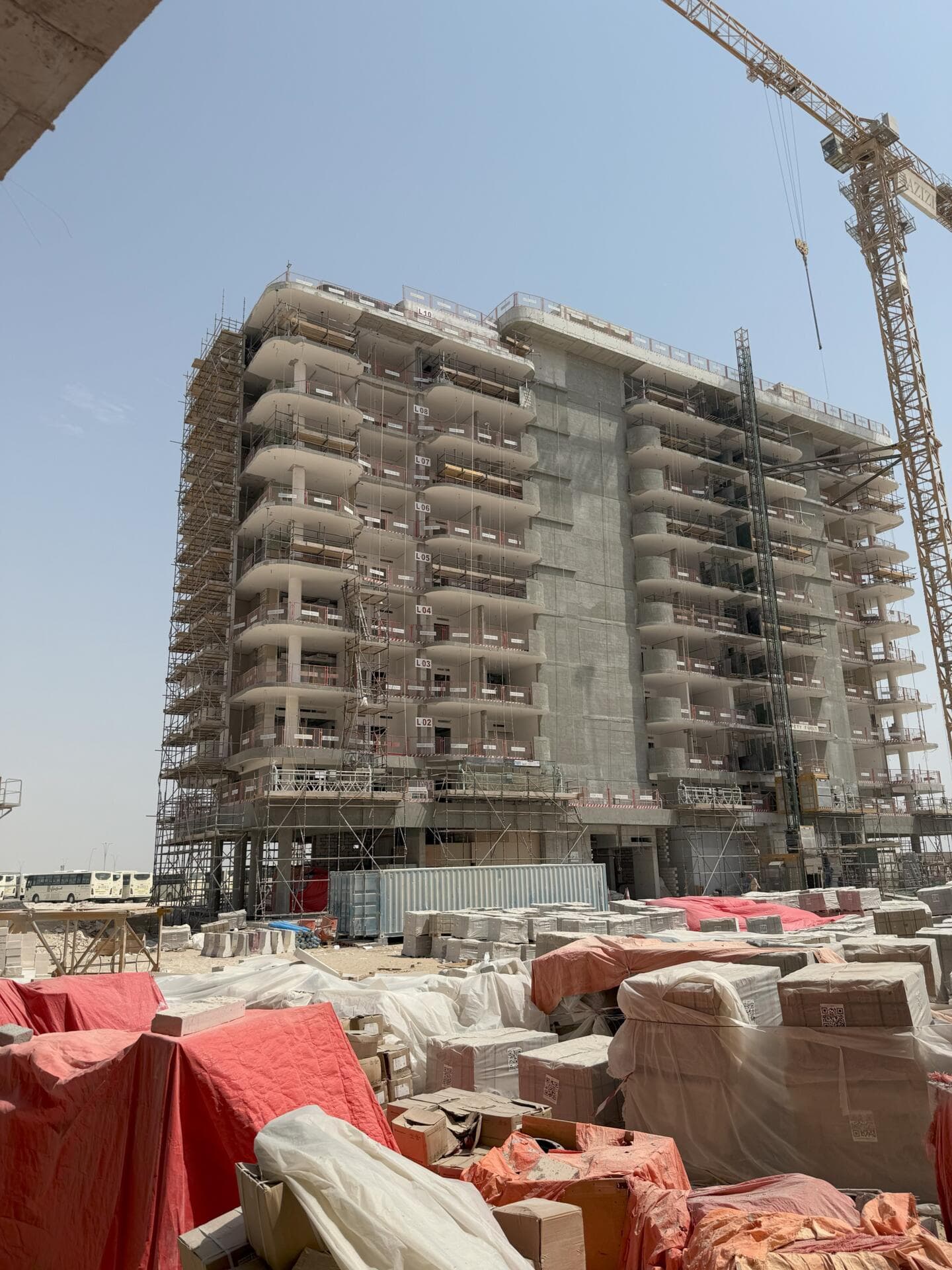 Azizi Venice (1-11) - Construction