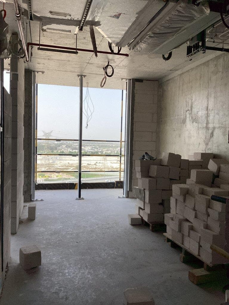 360 Riverside Crescent - Construction