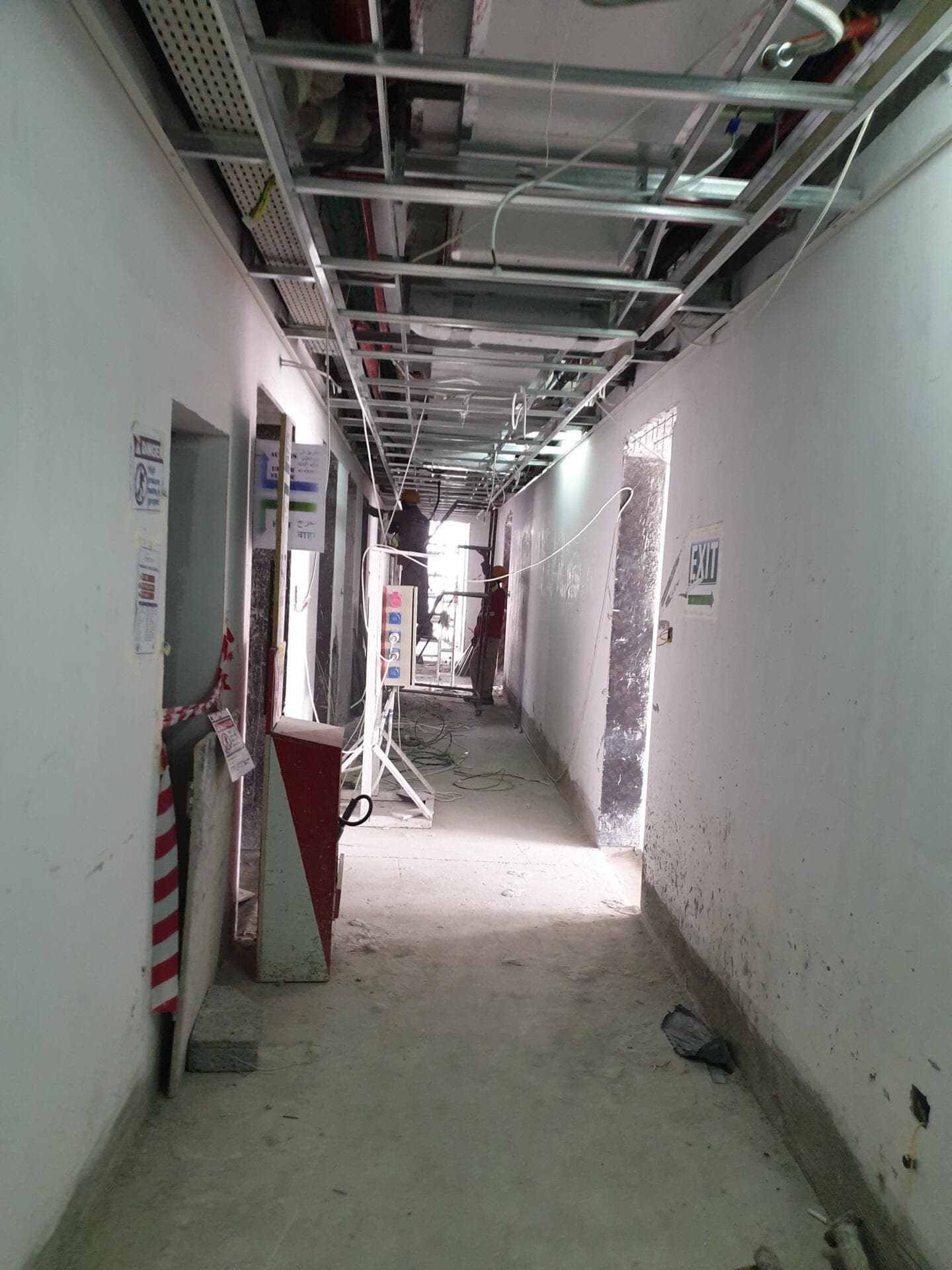 Elegance Tower - Construction