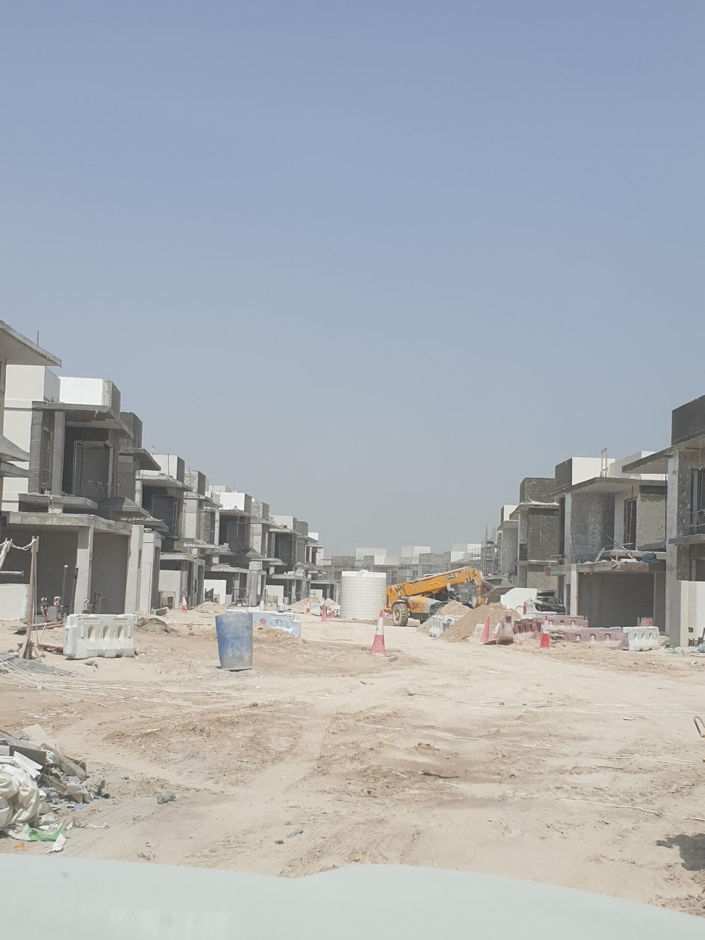Venice Damac lagoons - Construction