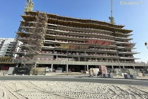 Riviera 68 - Construction