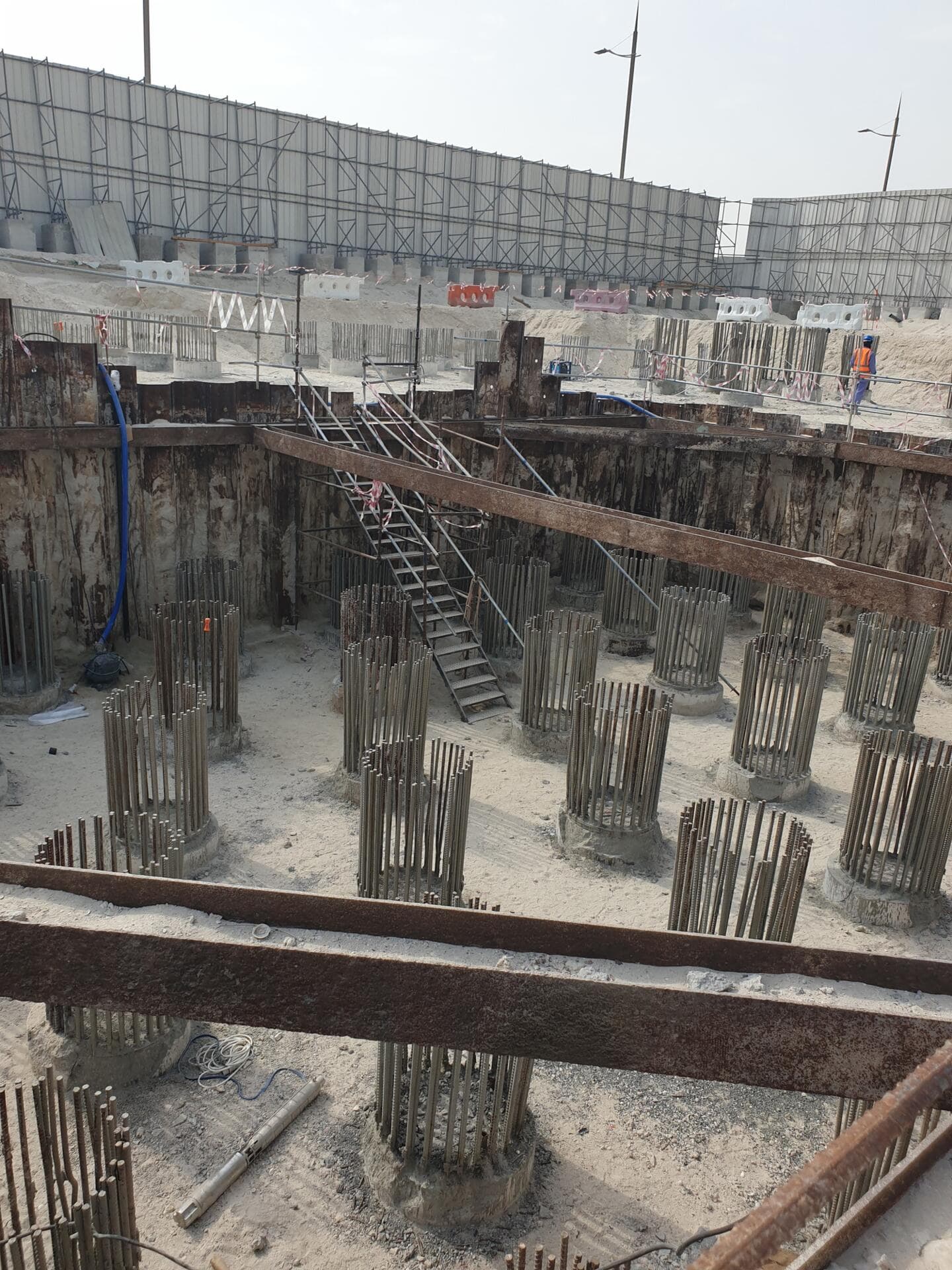 Saria - Construction