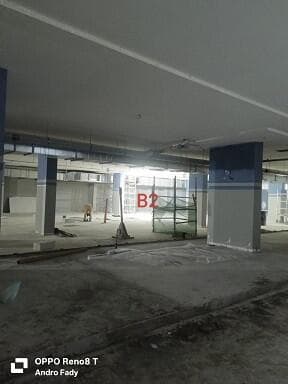 Riviera 64 - Construction