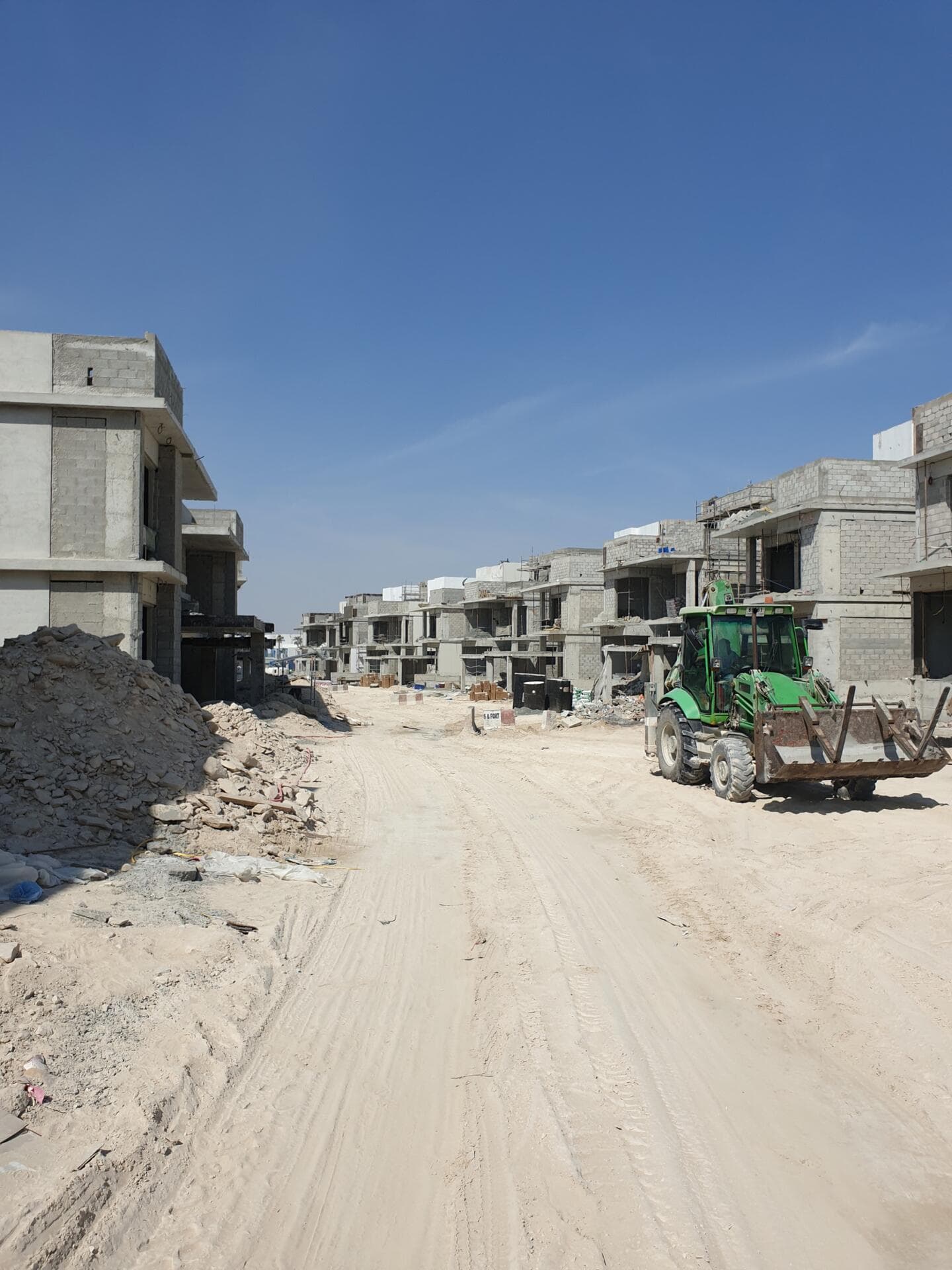 Venice Damac lagoons - Construction