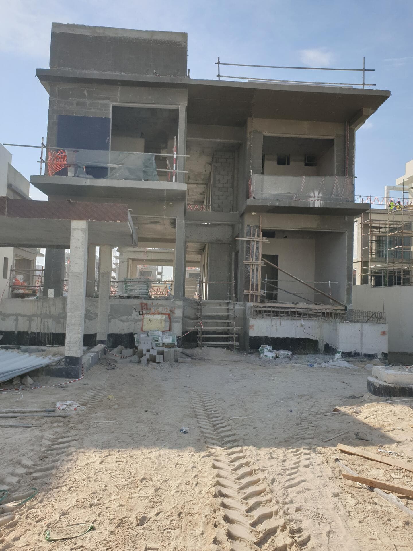 Venice Damac lagoons - Construction
