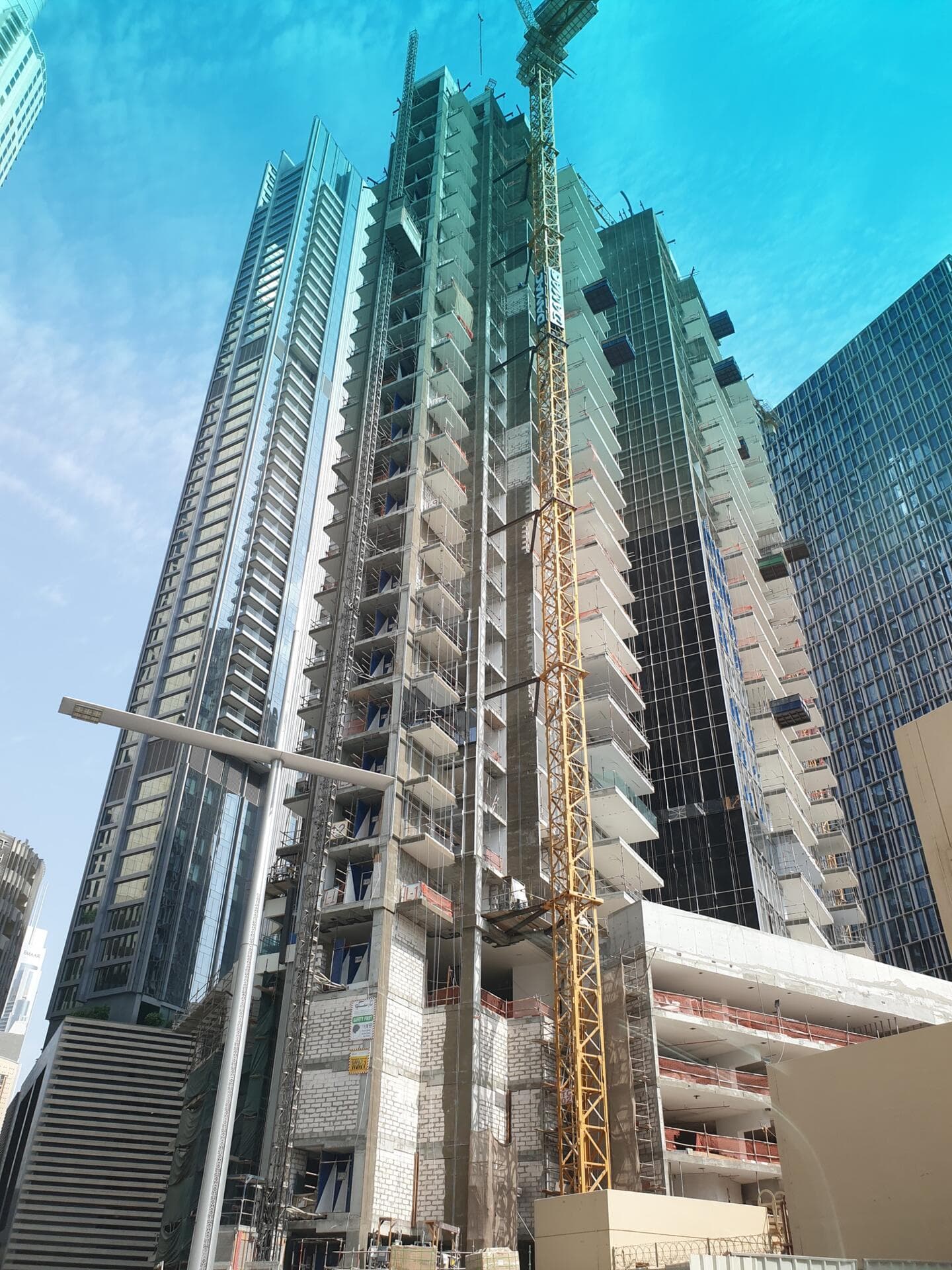 Elegance Tower - Construction