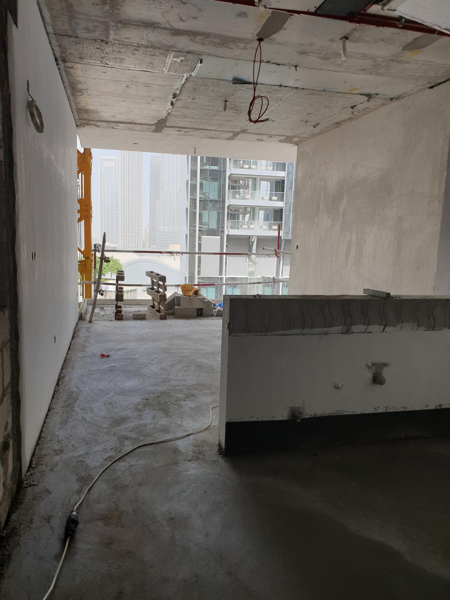 Elegance Tower - Construction