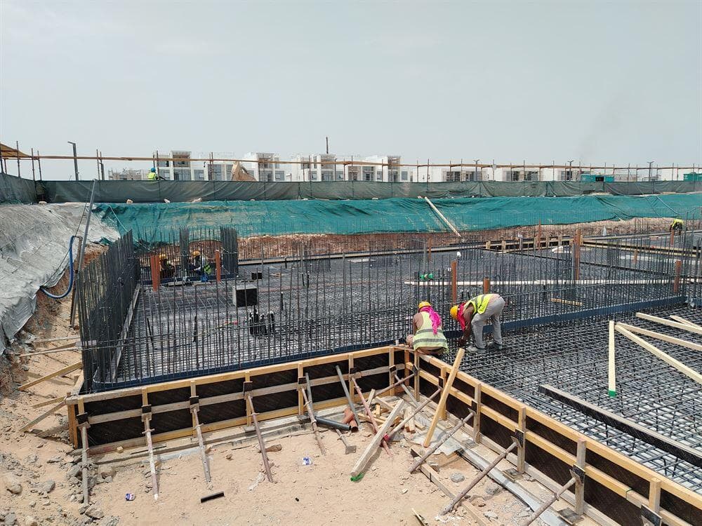 Nineteen Riviera Lagoon - Construction