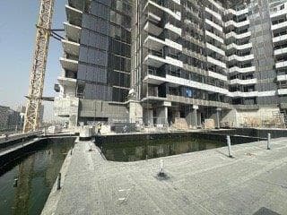 Tria - Construction