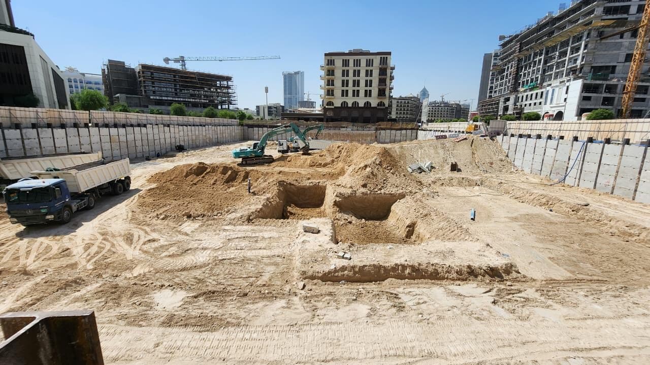 Bond Enclave - Construction
