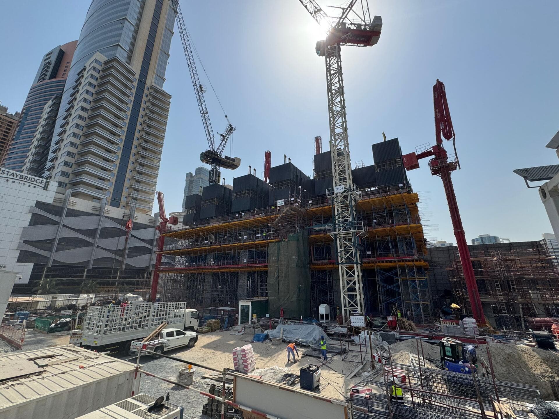 Iconic Tower - Construction