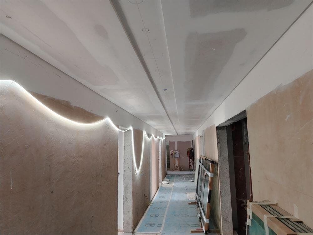 The Edge - Construction