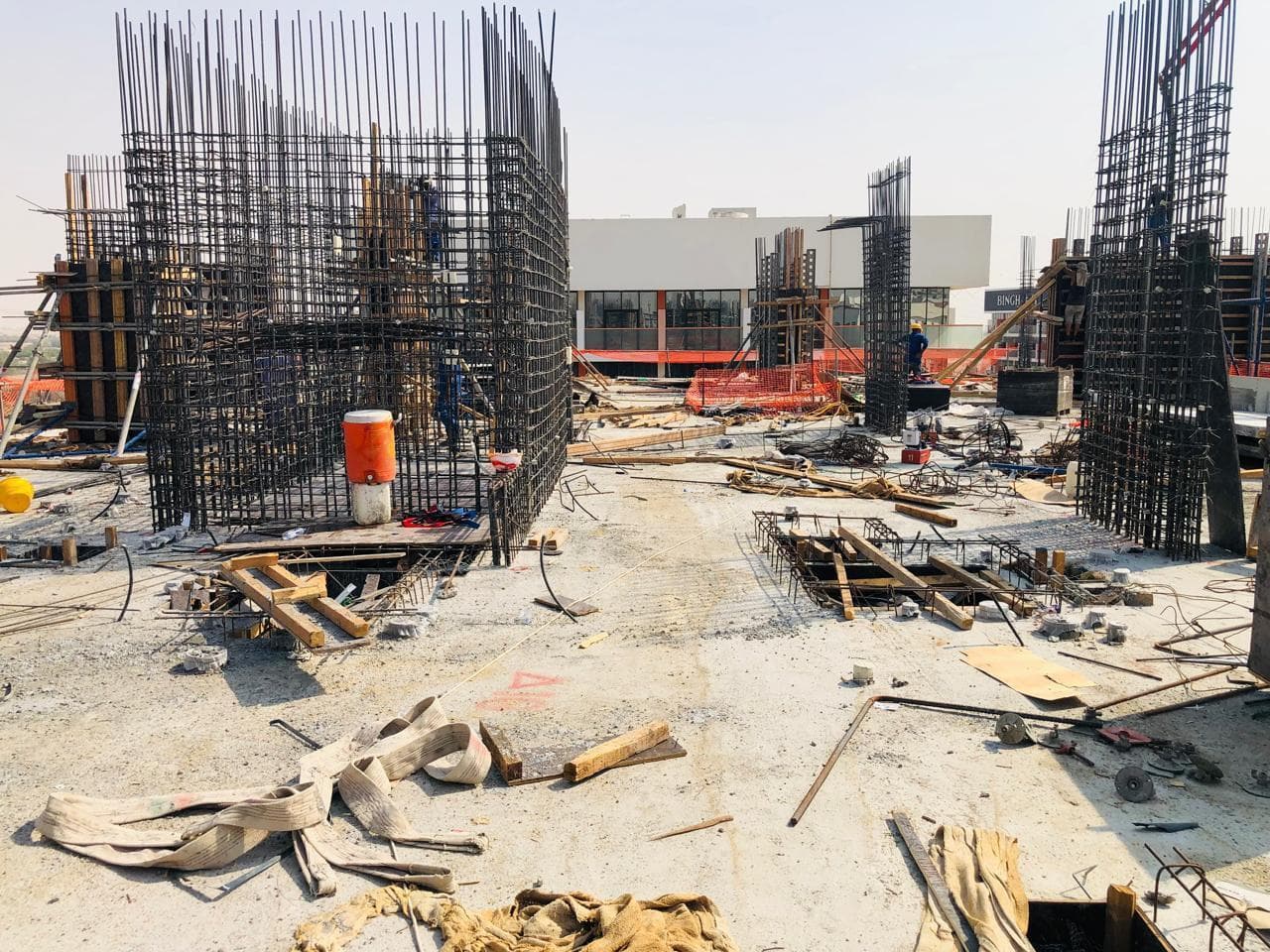 The Corner - Construction