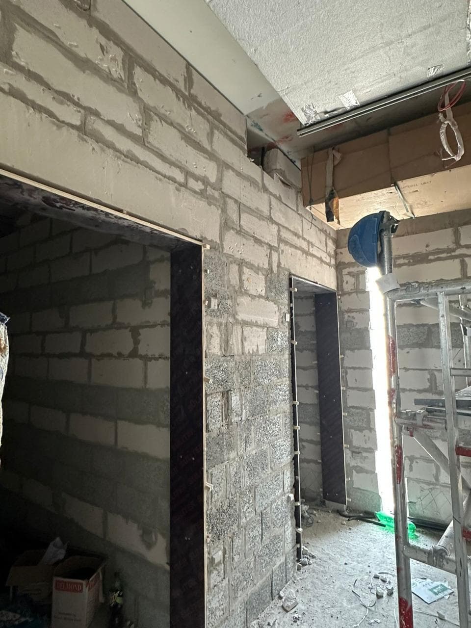 Azizi Riviera 53 - Construction