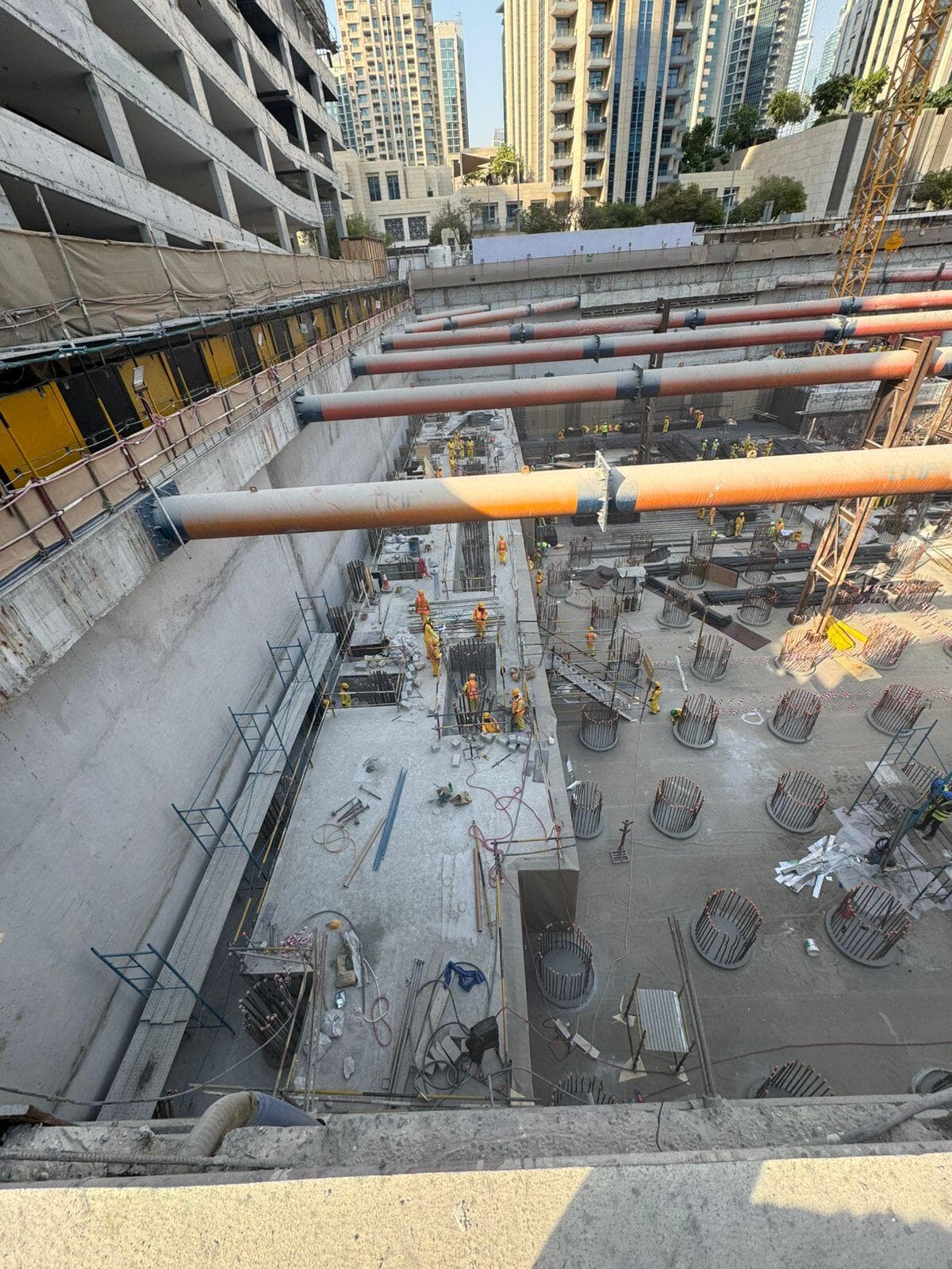 Fairmont Residences Solara Tower - Construction