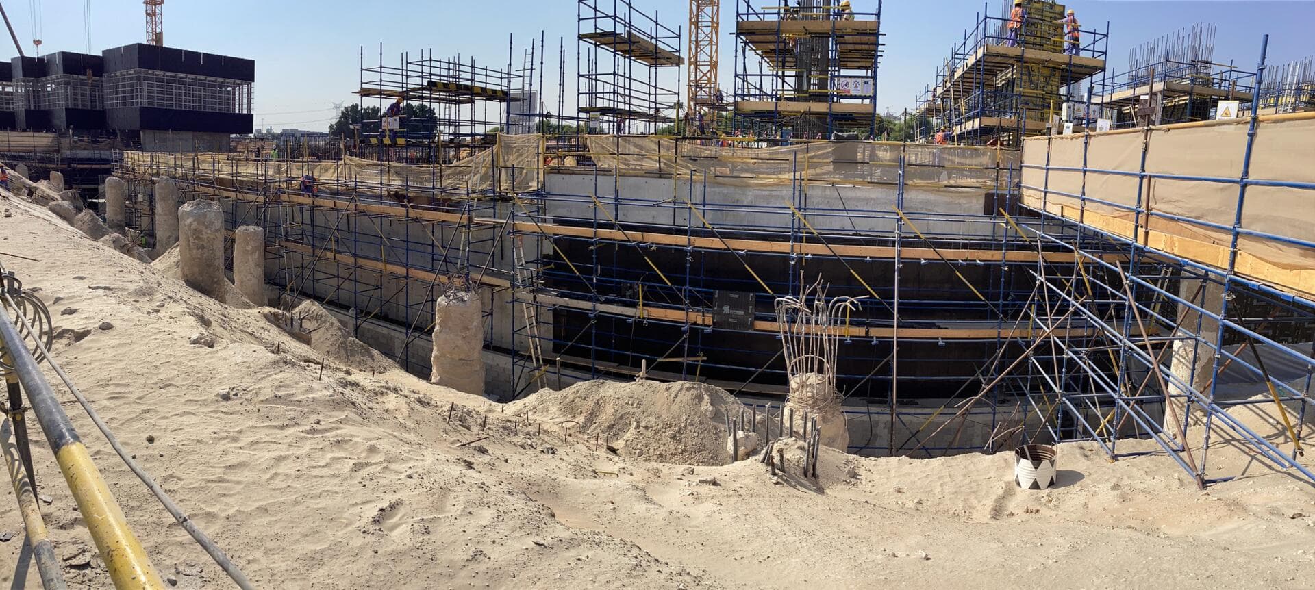 360 Riverside Crescent - Construction
