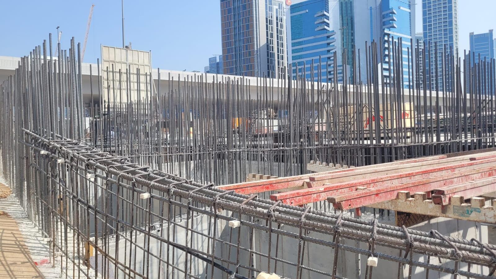 V-Suites by Anax - Construction