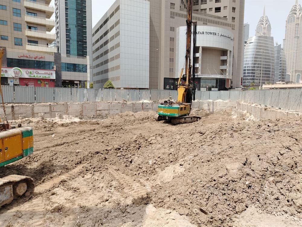 The One - Construction