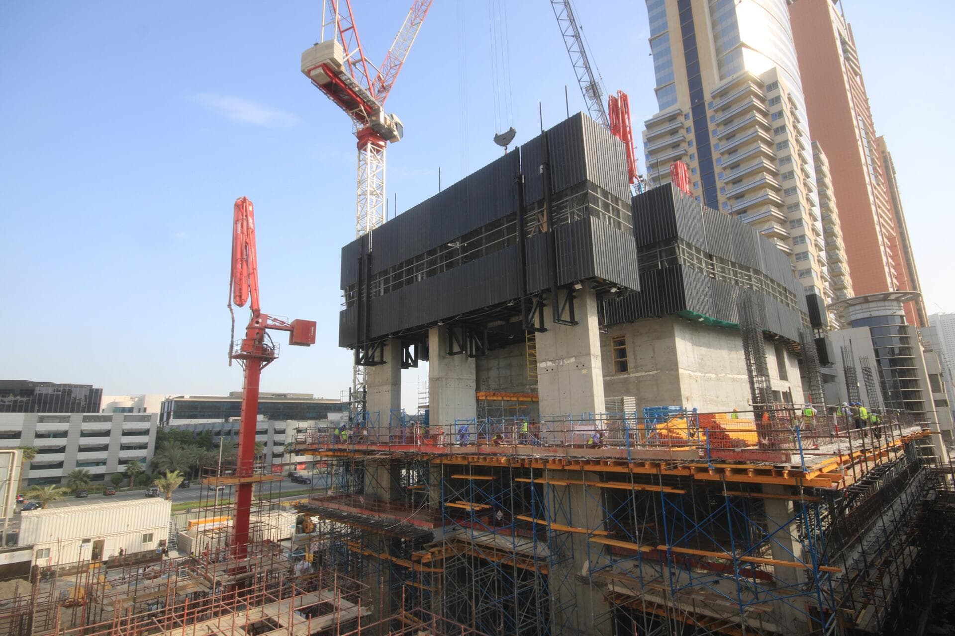 Iconic Tower - Construction
