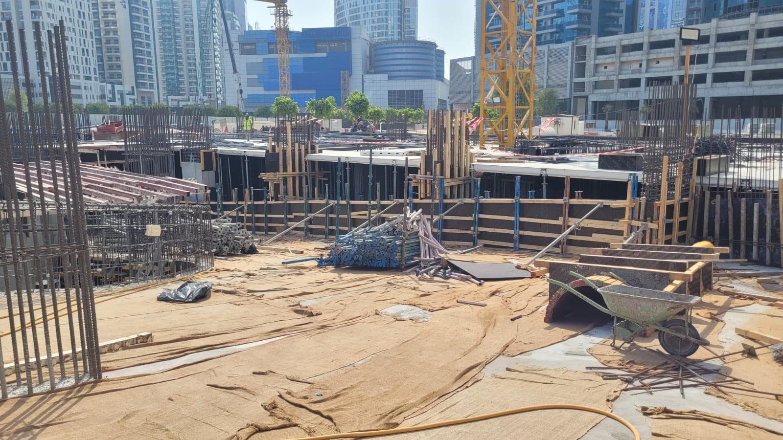 V-Suites by Anax - Construction