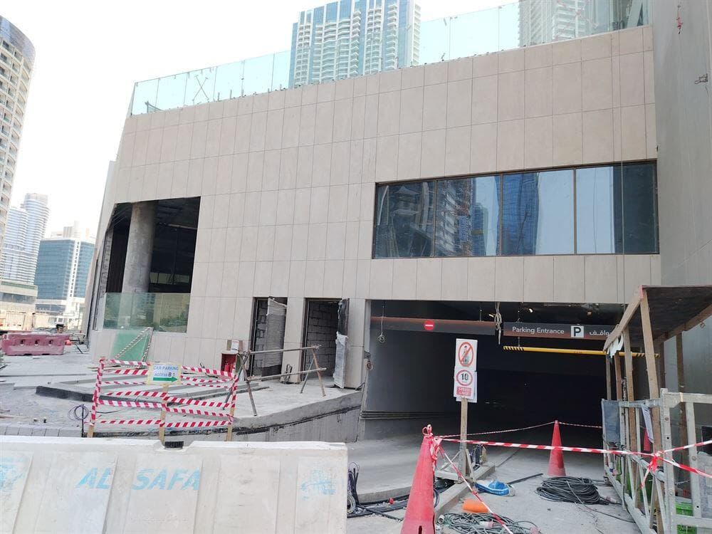 Peninsula Two - Construction