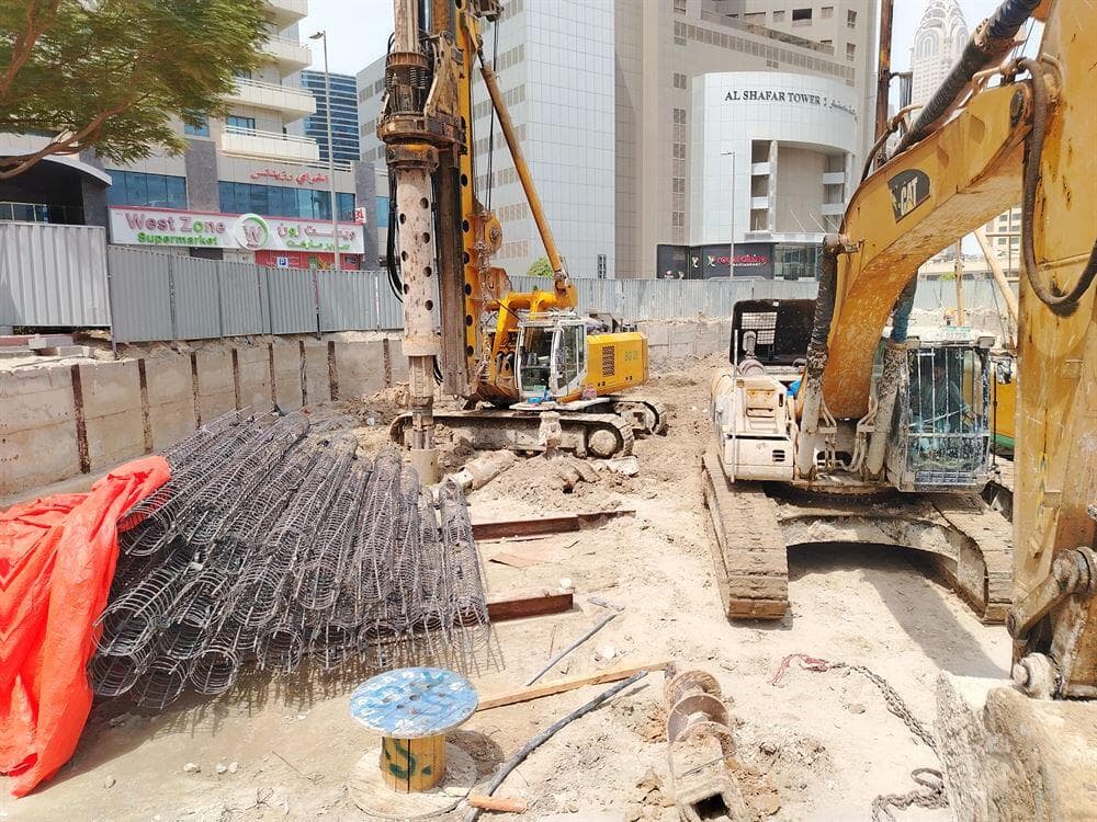 The One - Construction