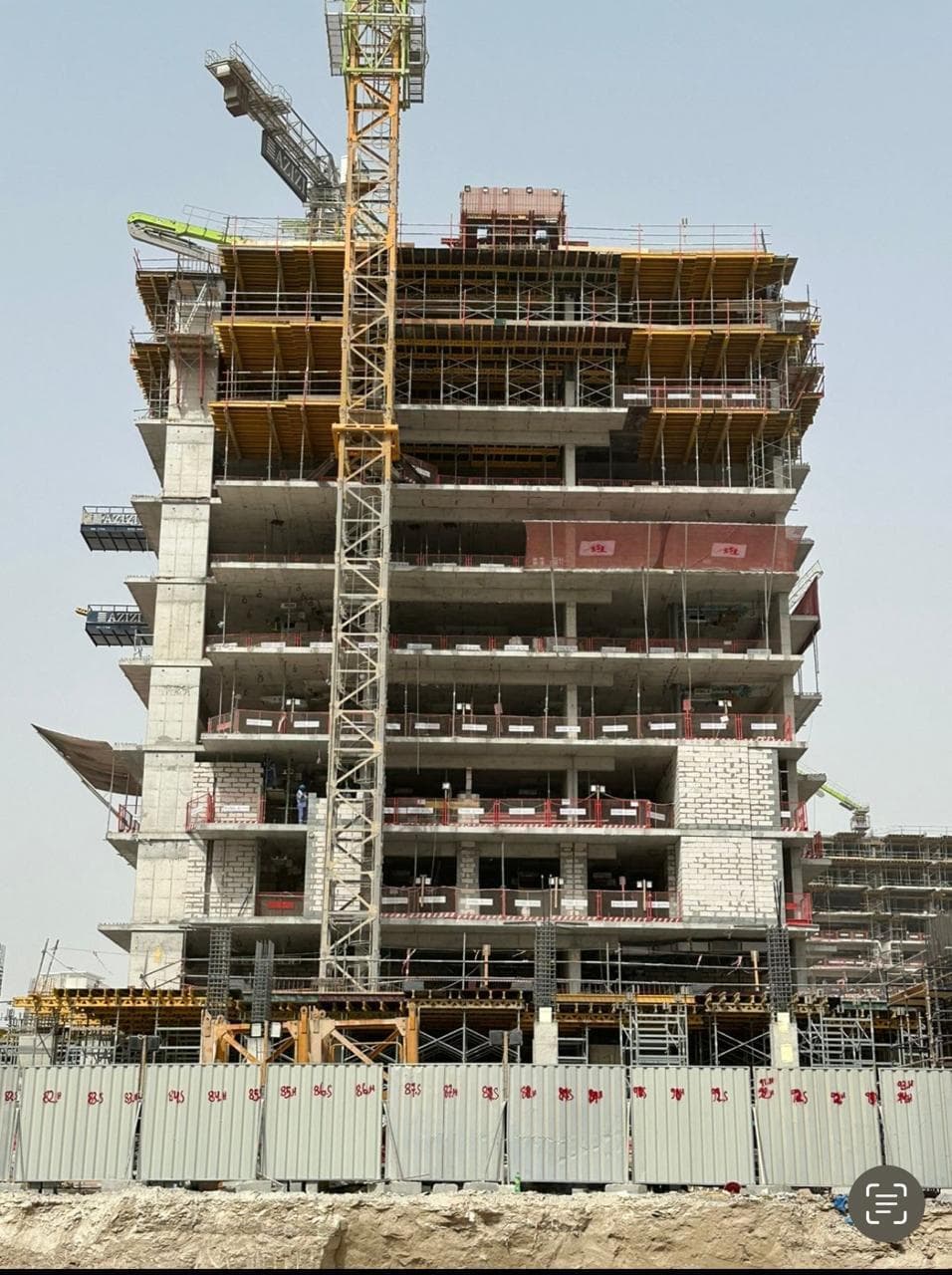 Azizi Riviera 53 - Construction