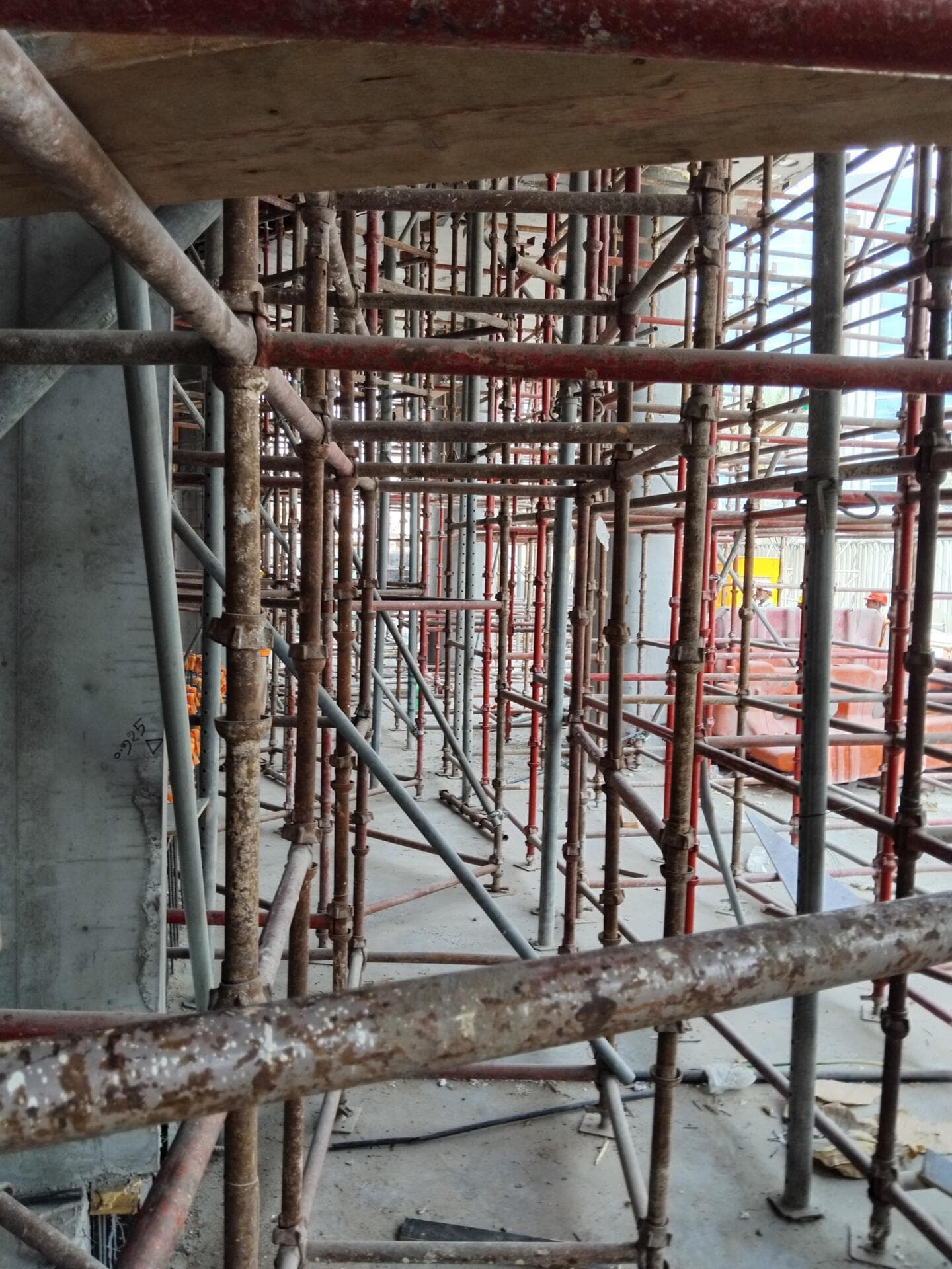 Canal Heights 2 - Construction